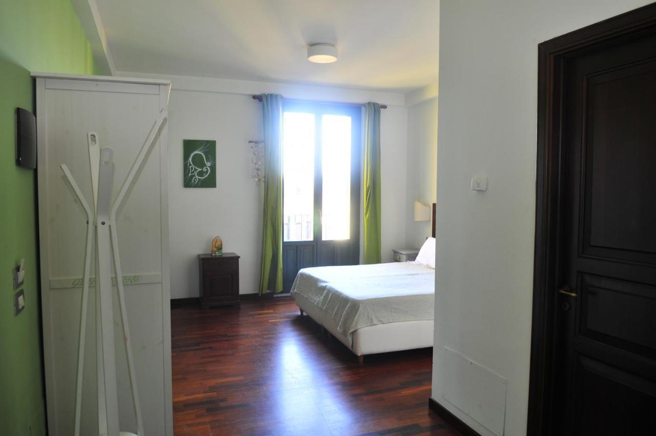 Terrazza Sul Castello Ursino By Wonderful Italy Appartement Catánia Buitenkant foto